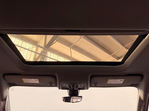 Used 2020 Chevrolet Silverado 1500 LTZ w/ LTZ Premium Package image 19