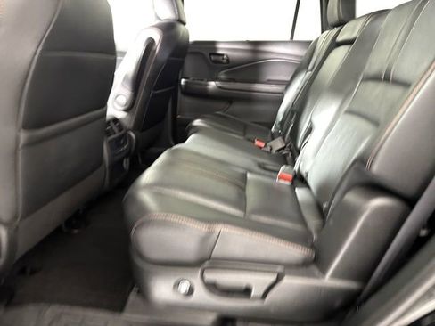 Used 2022 Honda Pilot TrailSport image 24