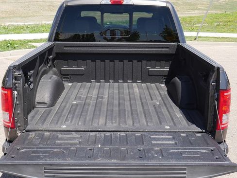 Used 2017 Ford F150 XLT w/ Equipment Group 302A Luxury AWD/4WD image 61