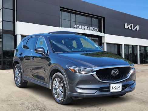 Used 2019 MAZDA CX-5 Signature AWD/4WD image 3