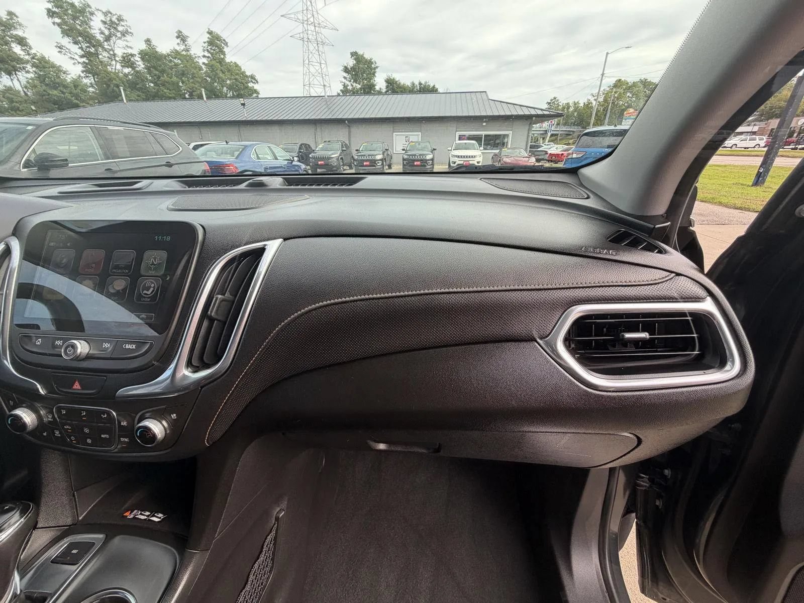Used 2018 Chevrolet Equinox Premier AWD/4WD image 15