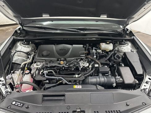 Used 2022 Toyota Camry SE image 29