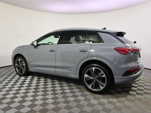 Used 2022 Audi Q4 e-tron Prestige image 3
