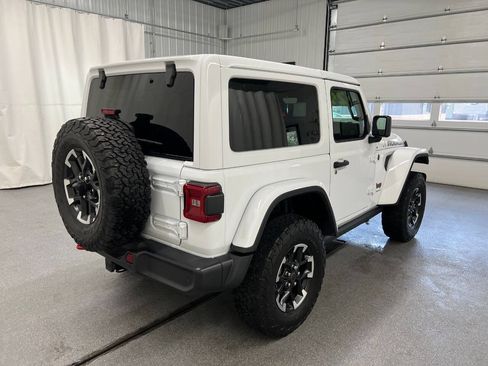 Used 2026 Jeep Wrangler Rubicon w/ Safety Group AWD/4WD image 4