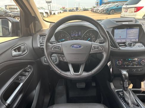 Used 2017 Ford Escape Titanium AWD/4WD image 13