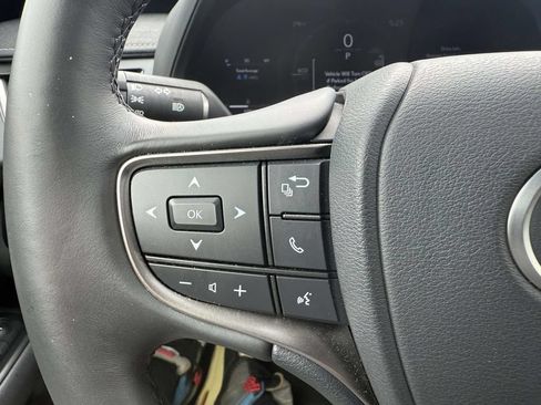 Used 2025 Lexus UX 300h AWD w/ Accessory Package (Z1) image 20