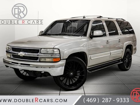 Used 2006 Chevrolet Suburban LT w/ Preferred Equipment Group RWD image 1