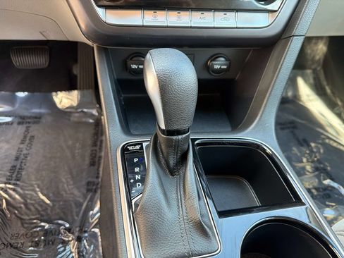 Used 2018 Hyundai Sonata SE FWD image 21