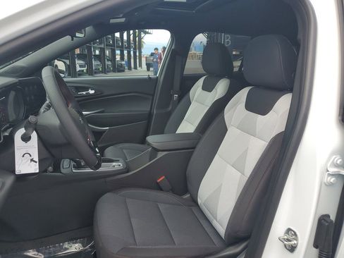 New 2026 Chevrolet Trax RS FWD image 19