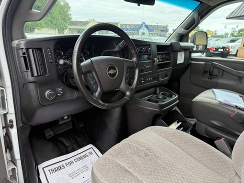 Used 2020 Chevrolet Express 3500 Extended w/ Driver Convenience Package RWD image 10