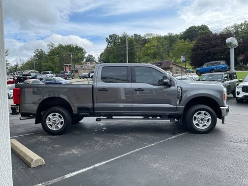 Used 2025 Ford F250 XLT w/ Camper Package AWD/4WD image 4