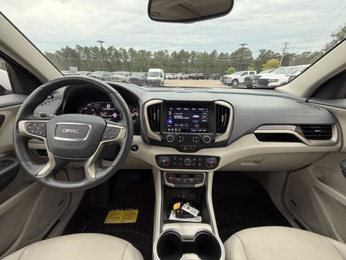 Used 2024 GMC Terrain Denali AWD/4WD image 7