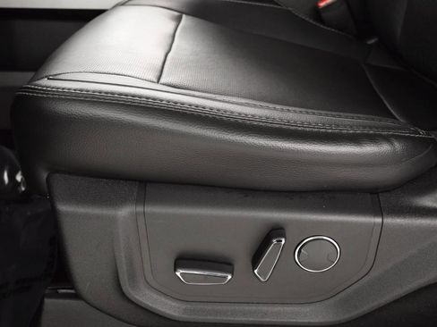 Used 2017 Ford F150 Lariat w/ Equipment Group 502A Luxury image 30