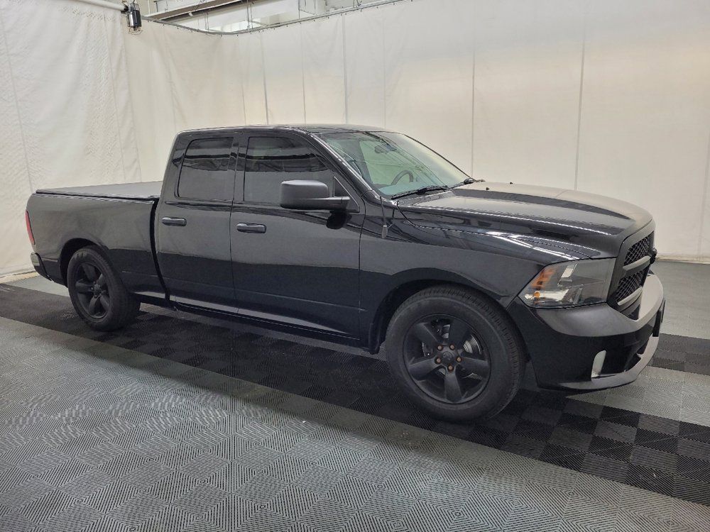 Used 2018 RAM 1500 Express w/ Black Ram 1500 Express Group AWD/4WD image 11
