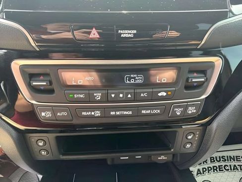 Used 2025 Honda Passport Black Edition image 14
