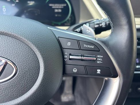 Certified 2023 Hyundai Sonata Limited FWD image 15