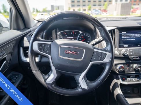 Used 2022 GMC Terrain SLT image 15