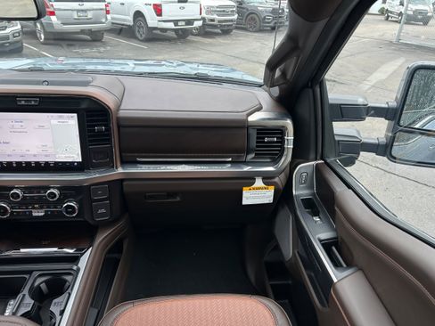 New 2026 Ford F350 King Ranch w/ Chrome Package AWD/4WD image 34