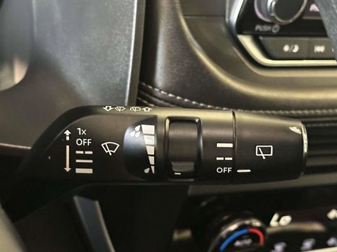 Used 2024 Nissan Rogue SV AWD/4WD image 27