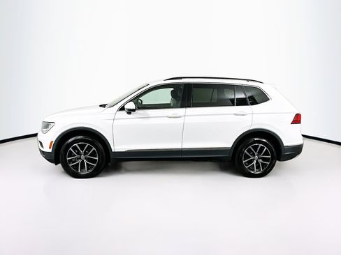 Used 2021 Volkswagen Tiguan SE image 4