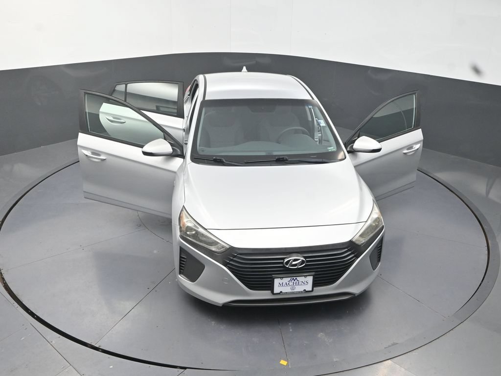 Used 2018 Hyundai Ioniq Blue FWD image 30