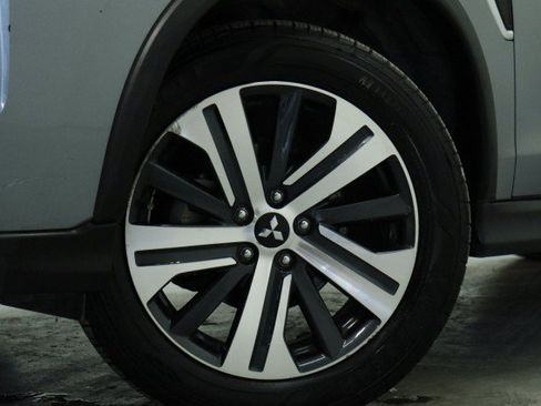 Used 2022 Mitsubishi Outlander Sport SE FWD image 3
