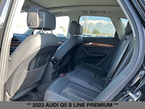 Used 2023 Audi Q5 2.0T Premium w/ Convenience Package image 12