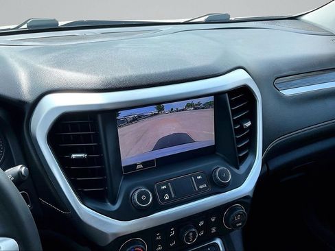 Used 2023 GMC Acadia SLT AWD/4WD image 19