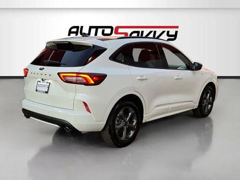 Used 2024 Ford Escape ST-Line w/ Tech Pack #1 FWD image 7