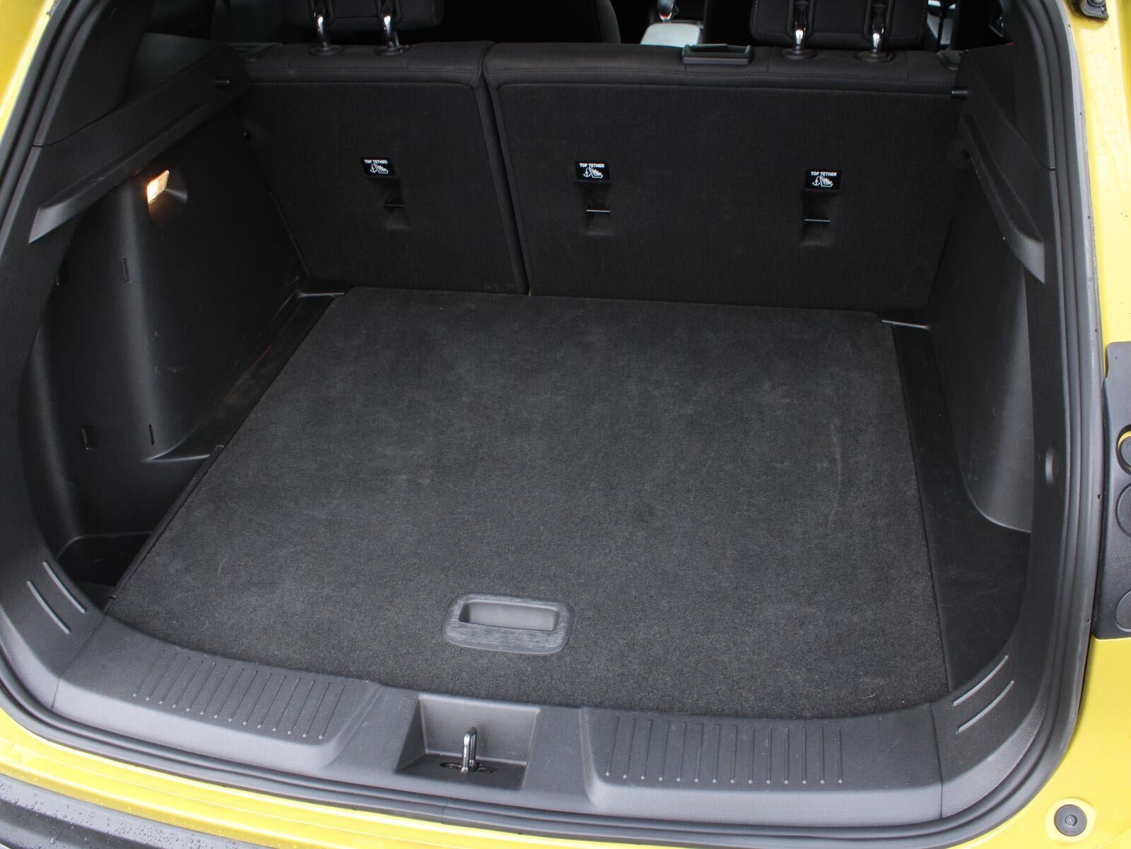 Used 2024 Chevrolet Trax RS w/ Sunroof Package FWD image 8