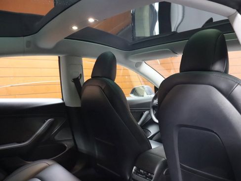Used 2020 Tesla Model 3 Long Range image 52