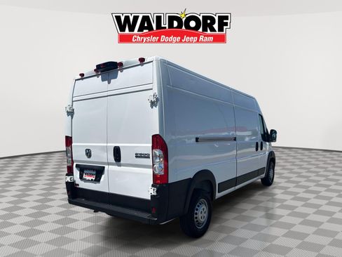 Used 2024 RAM ProMaster 2500 w/ Convenience Group FWD image 6
