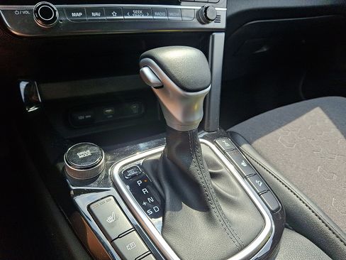 Used 2024 Kia Seltos S AWD/4WD image 15