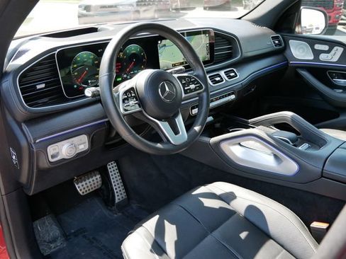 Used 2022 Mercedes-Benz GLS 450 4MATIC image 11