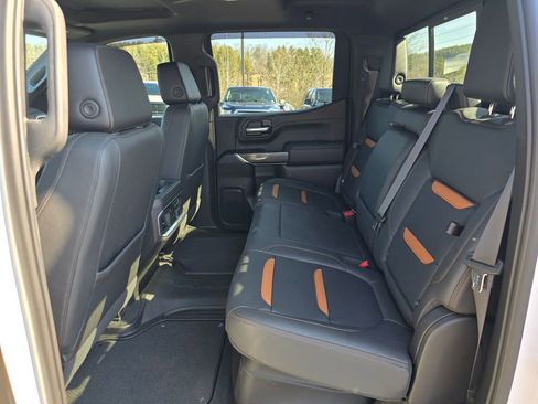 Used 2021 GMC Sierra 1500 AT4 w/ AT4 Value Package image 12