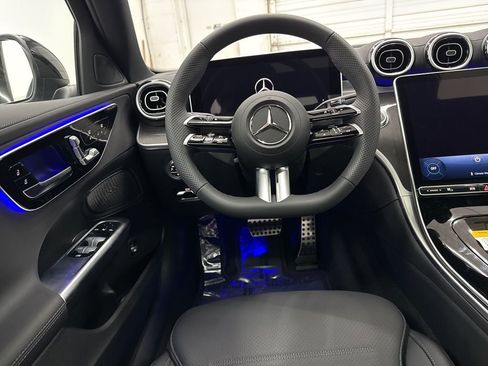Used 2025 Mercedes-Benz C 300 Sedan image 21
