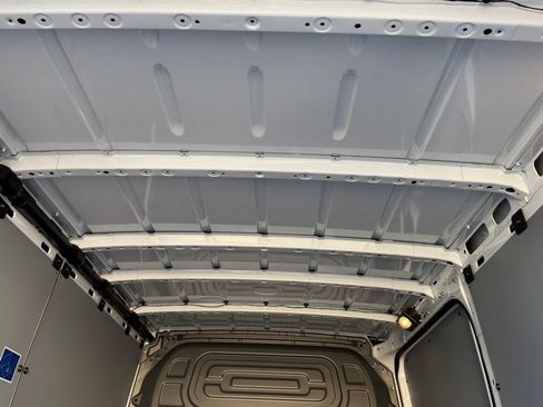 New 2026 Mercedes-Benz Sprinter 2500 image 11