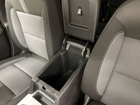 New 2025 Chevrolet Blazer LT w/ Convenience Package image 36