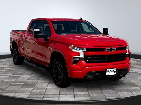 Used 2023 Chevrolet Silverado 1500 RST w/ Convenience Package II AWD/4WD image 3
