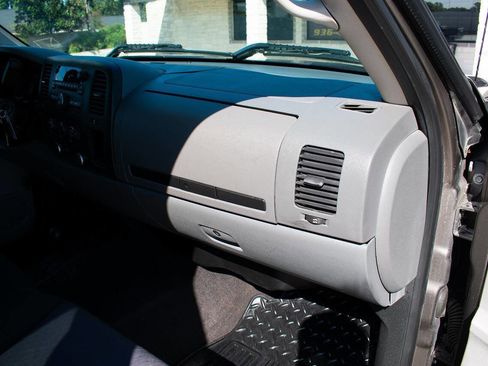 Used 2013 Chevrolet Silverado 1500 W/T w/ Skid Plate Package image 38