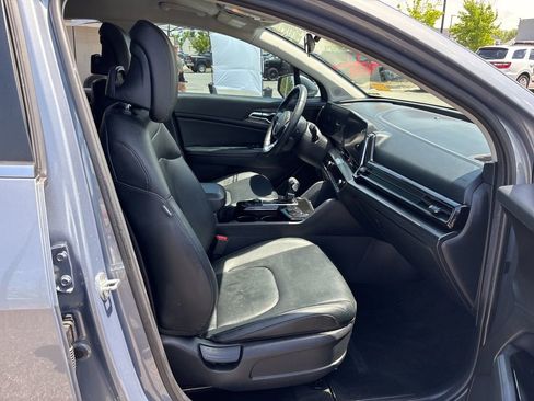 Used 2023 Kia Sportage EX FWD image 30