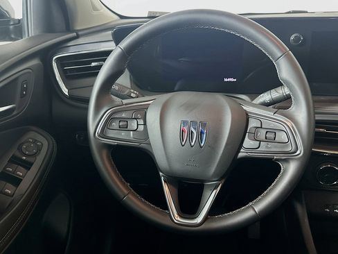 Used 2025 Buick Encore GX Preferred image 18