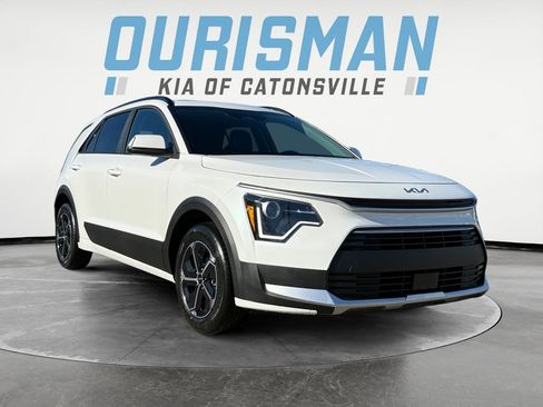 New 2026 Kia Niro EX image 1