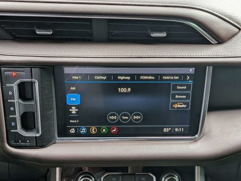 Used 2021 GMC Yukon Denali w/ Denali Premium Package RWD image 18