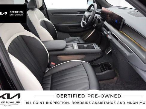Certified 2024 Kia EV9 GT-Line AWD/4WD image 17