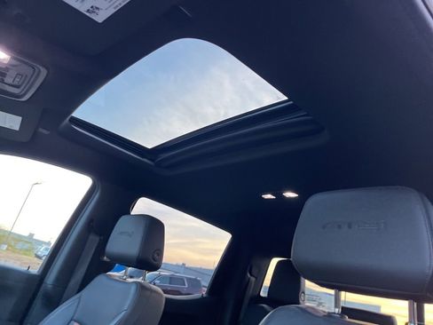 Used 2022 GMC Sierra 1500 AT4 w/ AT4 Premium Package image 82