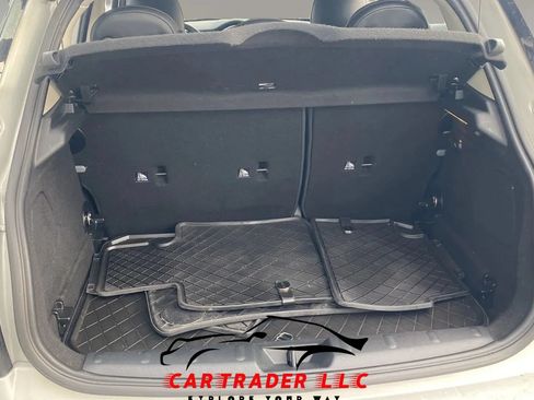 Used 2020 MINI Cooper 4-Door Hardtop w/ Storage Package FWD image 10