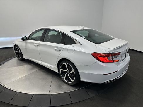 Used 2019 Honda Accord Sport image 5