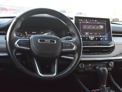 Used 2022 Jeep Compass Limited AWD/4WD image 22
