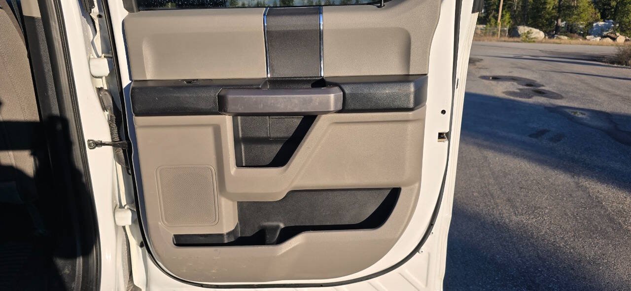 Used 2020 Ford F550 4x4 Crew Cab Super Duty image 19